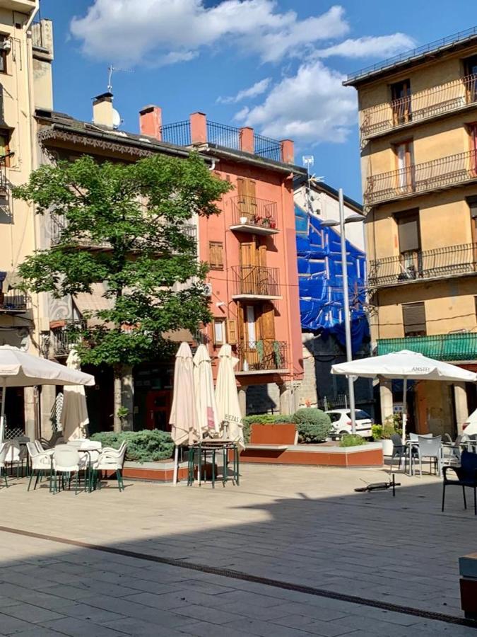 Apartamento Con Encanto Tipico Cereta Centro Puigcerdà Exterior foto